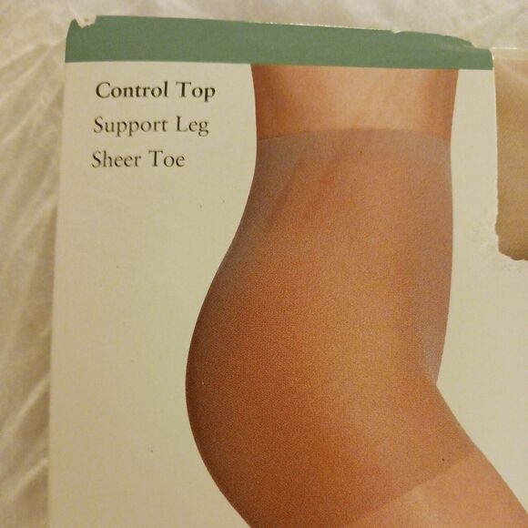 Nordstrom Rack Control Top SUPPORT LEG Sheer Toe Pantyhose NUDE Sz B Vintage New - Picture 2 of 8